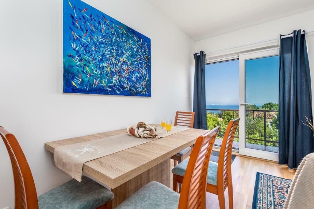 Apartment Roza, Sea View, Free Parking Ičići المظهر الخارجي الصورة
